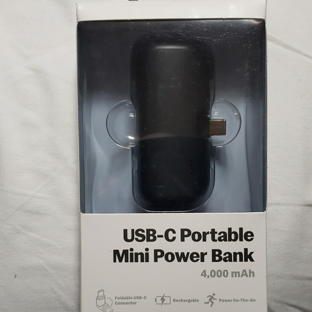 USB-C Portable Mini Power Bank 4000 mAh Black
